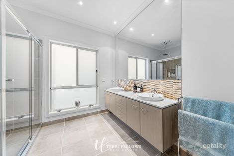 Property photo of 81 Arena Parade Officer VIC 3809