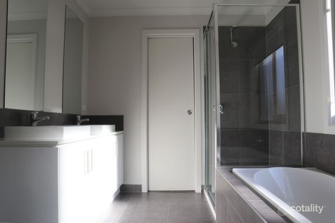Property photo of 71A Dianne Avenue Craigieburn VIC 3064