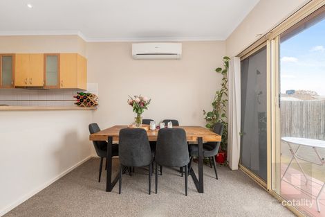 Property photo of 6 Amberlea Circuit Taylors Hill VIC 3037