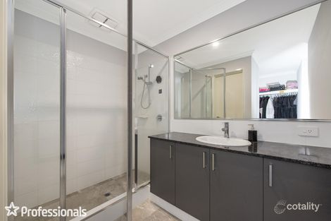 Property photo of 18 Baggot Road Hilbert WA 6112