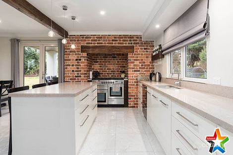 Property photo of 20 Lanning Crescent Seville VIC 3139