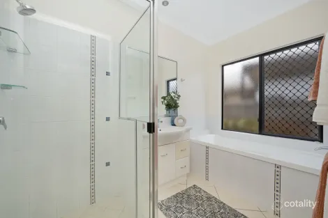 Property photo of 29 Bamboo Crescent Mount Louisa QLD 4814