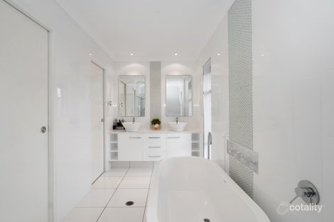 Property photo of 18 Duranbah Circuit Blacks Beach QLD 4740