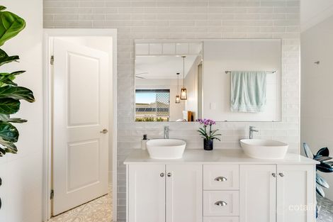 Property photo of 49 Southern Cross Drive Kingsthorpe QLD 4400