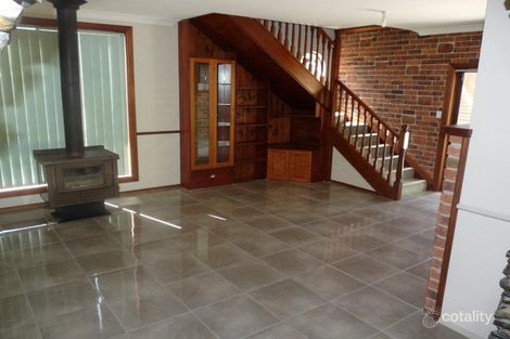 Property photo of 2 Bowen Place Orange NSW 2800