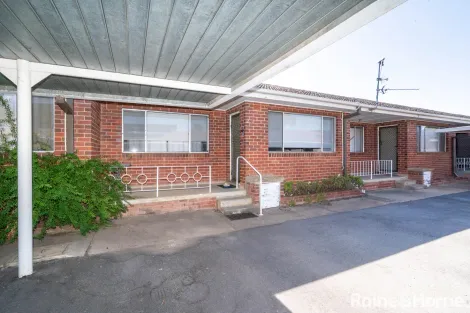 2/19 Day St, Wagga Wagga, NSW 2650