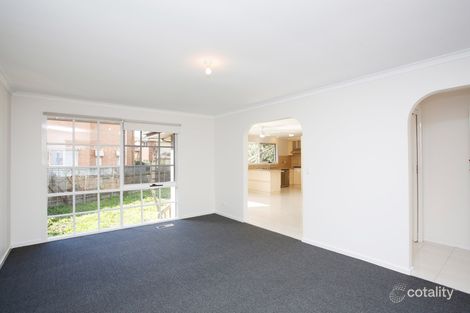 Property photo of 2/10 Morrison Crescent Doncaster VIC 3108