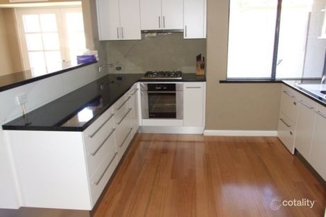 Property photo of 18/7 Fogerthorpe Crescent Maylands WA 6051