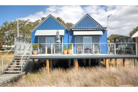 Property photo of 82 Eighth Avenue Raymond Island VIC 3880