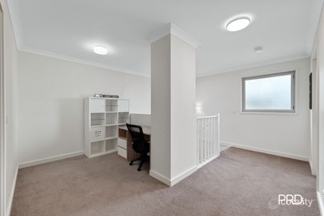 Property photo of 105 Gannet Drive Cranebrook NSW 2749