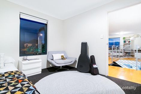 Property photo of 202 Scarborough Beach Road Doubleview WA 6018