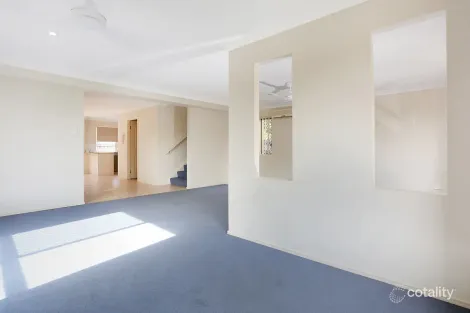 Property photo of 1/23 Nikau Crescent Nerang QLD 4211