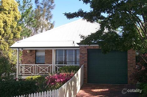 32 Kinross St, Spring Hill, QLD 4000