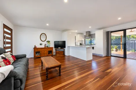 Property photo of 3B Eric Place Berkeley Vale NSW 2261