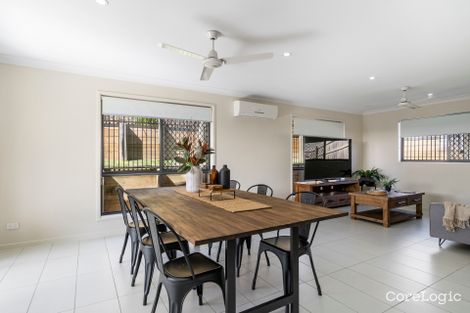 Property photo of 28 Cassidy Crescent Willow Vale QLD 4209
