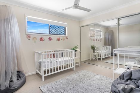 Property photo of 28 Cassidy Crescent Willow Vale QLD 4209