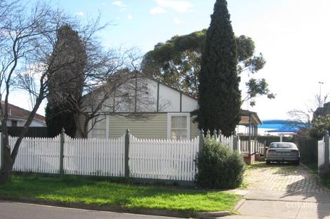 Property photo of 12 Irvine Street Deer Park VIC 3023