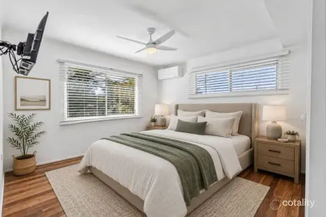 Property photo of 34 Dwyer Street Beachmere QLD 4510
