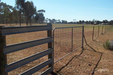 30 Blackburn Lane, Inglewood, VIC 3517