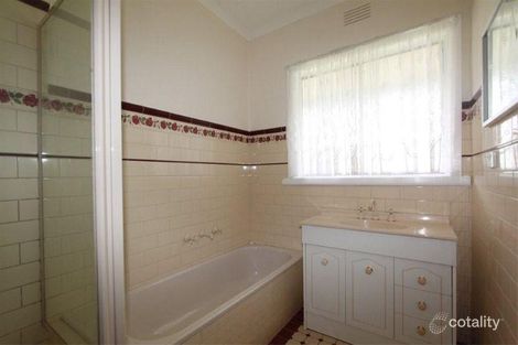 Property photo of 13 Thyra Street Sunshine VIC 3020