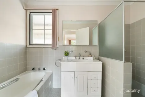 Property photo of 72 Valley Road Padstow Heights NSW 2211