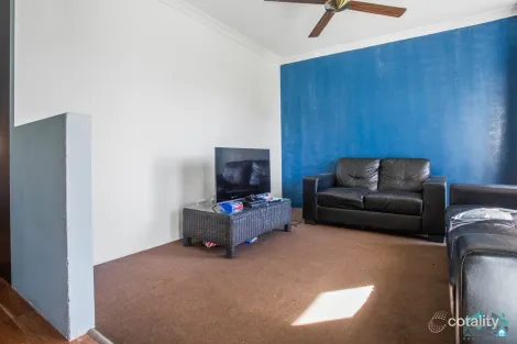 Property photo of 2/3 Interlaken Loop Ellenbrook WA 6069