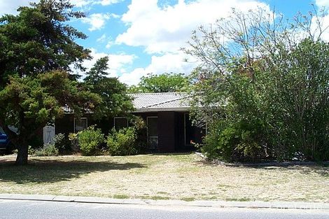 Property photo of 6 Barbrook Way Warnbro WA 6169