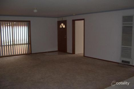 Property photo of 12 Gallway Drive Eaglehawk VIC 3556