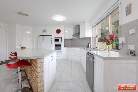 36 Tidefall St, Safety Bay, WA 6169