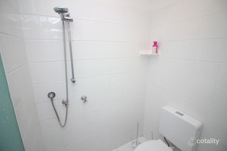 Property photo of 2/36 Robert Street Labrador QLD 4215