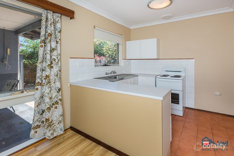 Property photo of 51 Waratah Drive Camillo WA 6111