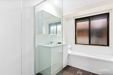 Property photo of 67 Jarrah Way Albion Park Rail NSW 2527