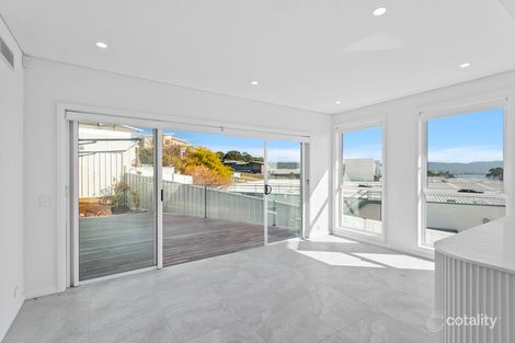 Property photo of 9/18A Falcon Street Shellharbour City Centre NSW 2529