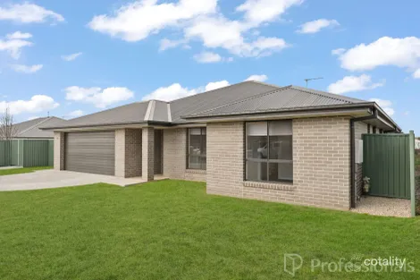 Property photo of 68 Sunbright Road Kelso NSW 2795