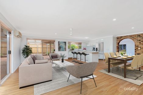 53 Kincaid Dr, Highland Park, QLD 4211