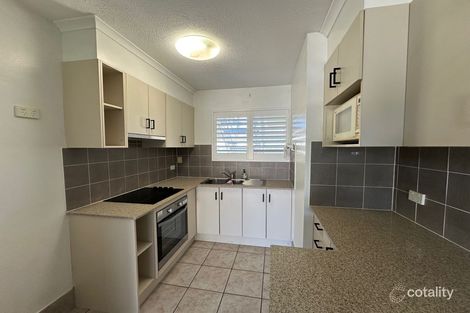 Property photo of 2/37 Bruce Avenue Paradise Point QLD 4216