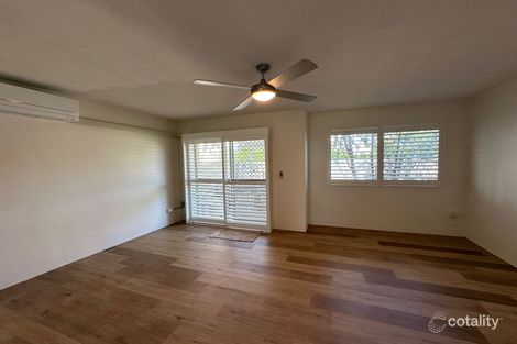 Property photo of 2/37 Bruce Avenue Paradise Point QLD 4216