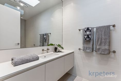 Property photo of 8 Alluvium Way Mount Waverley VIC 3149