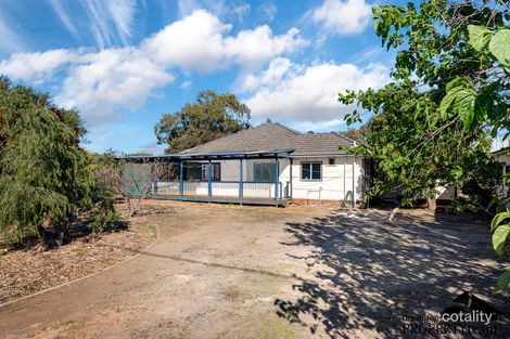 11 Chapman Valley Rd, Glenfield, WA 6532