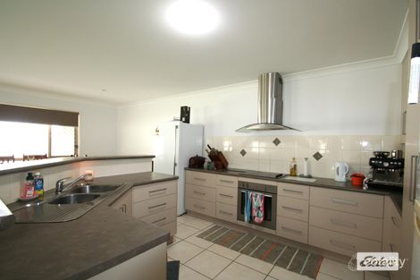 Property photo of 2/30 Haswell Court Emerald QLD 4720