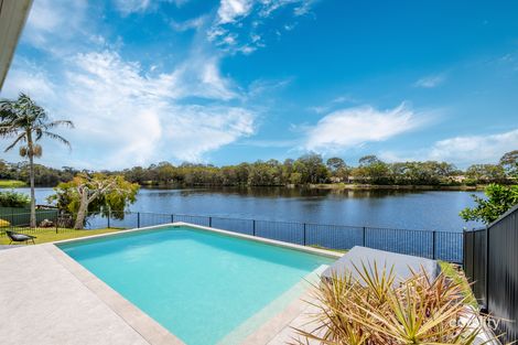 Property photo of 12 Marjorie Crescent Benowa QLD 4217