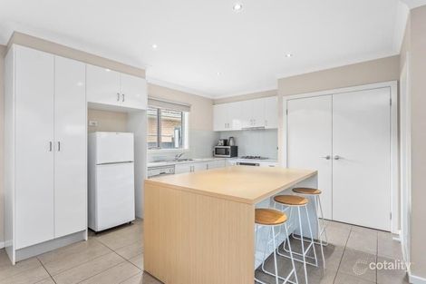 Property photo of 2/18 Viola Avenue Brooklyn VIC 3012