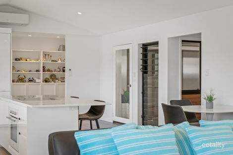 Property photo of 12 Marjorie Crescent Benowa QLD 4217