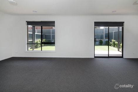 Property photo of 22 Gunbower Crescent Botanic Ridge VIC 3977