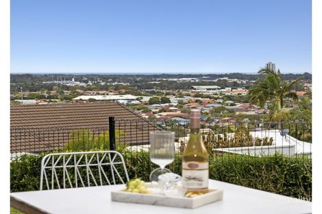 Property photo of 20 Oakland Parade Banora Point NSW 2486