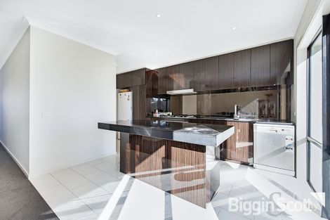 Property photo of 19 Talara Close Springvale VIC 3171