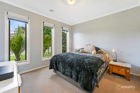 Property photo of 13 Stocks Drive Cranbourne West VIC 3977