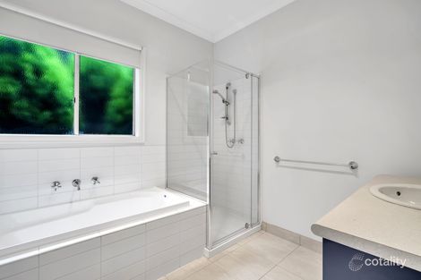 Property photo of 35 Riversdale Crescent Darley VIC 3340