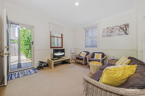 Property photo of 3/7 Rosina Street Kangaroo Point QLD 4169