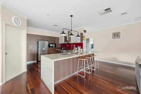 Property photo of 20 Cuthbert Drive Hillside VIC 3037